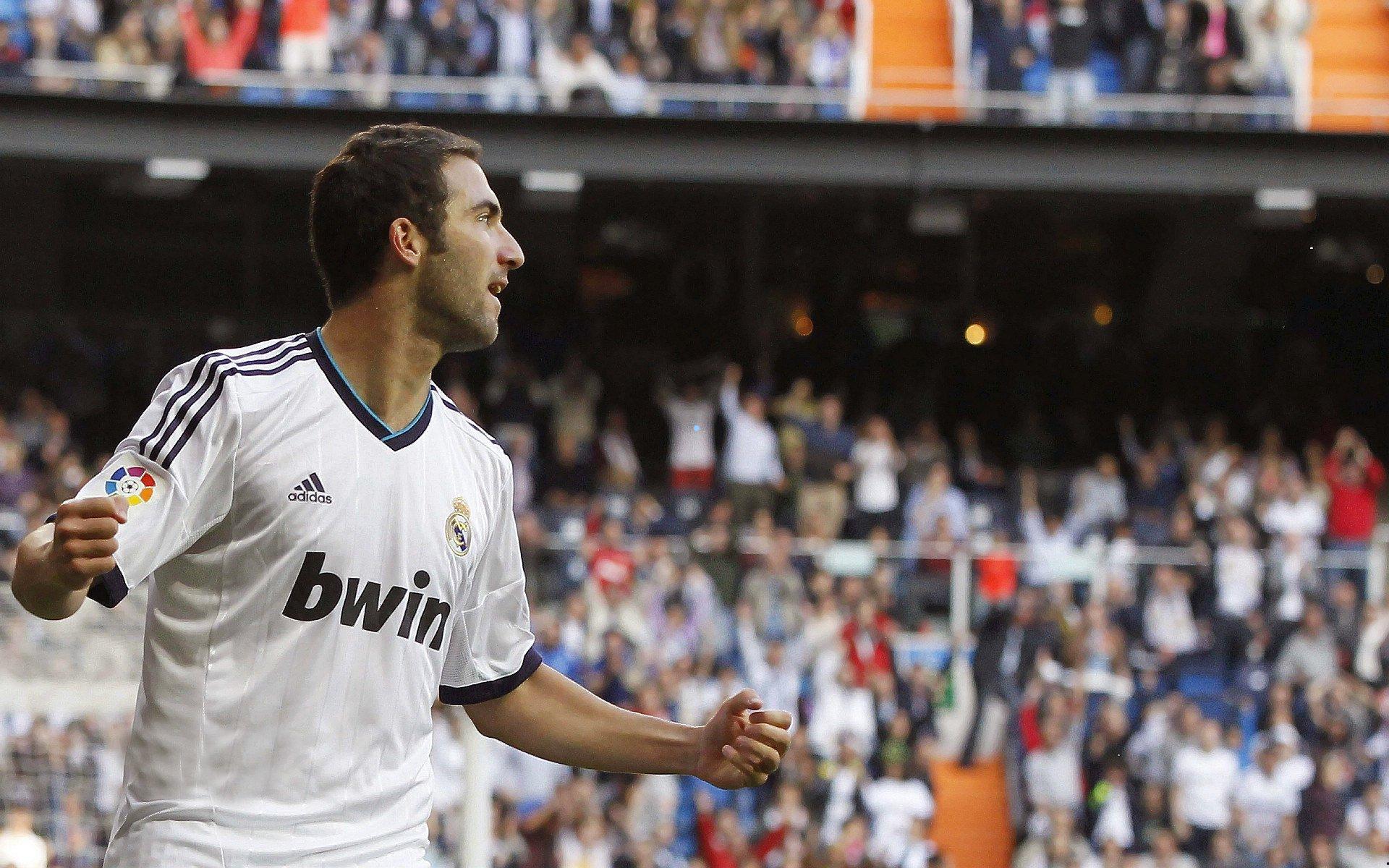 中国竞彩网首页官方-踢球者卡尔，赛场上的证明誓言，未来暂且搁置